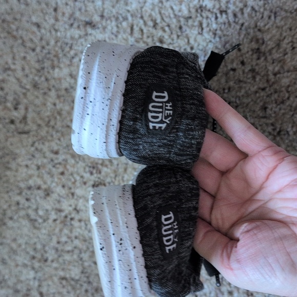 Hey Dude Casual Shoes Sz 7 - Picture 6 of 11